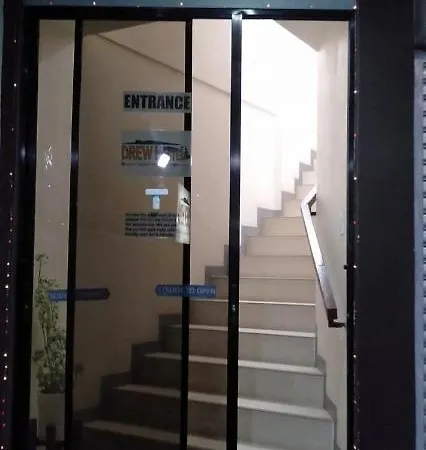 Drew Hostel-2